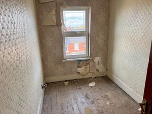 Photo 8- click for photo gallery